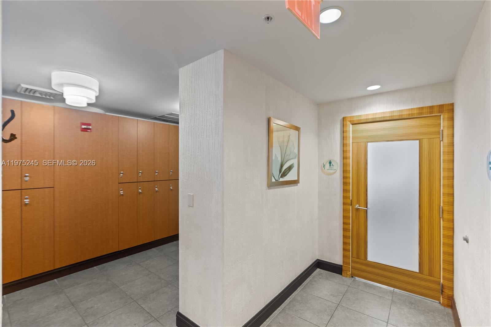 244 Biscayne Blvd #2410, Miami FL 33132