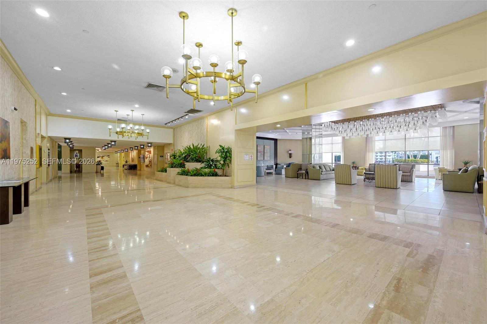 4101 Pine Tree Dr #919, Miami Beach FL 33140