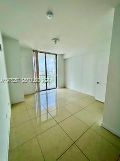 79 SW 12th St #2904-S, Miami FL 33130