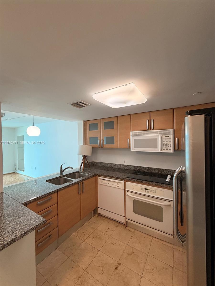 2101 Brickell Ave #502, Miami FL 33129