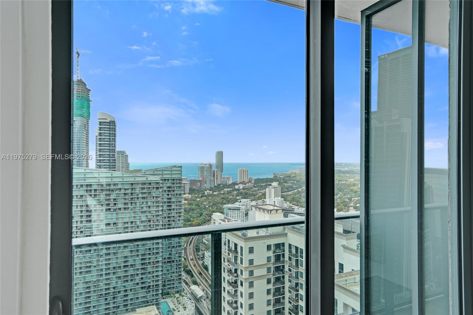 55 SW 9th St #4104, Miami FL 33130
