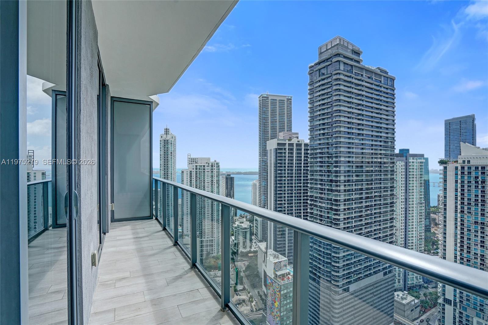 55 SW 9th St #4104, Miami FL 33130