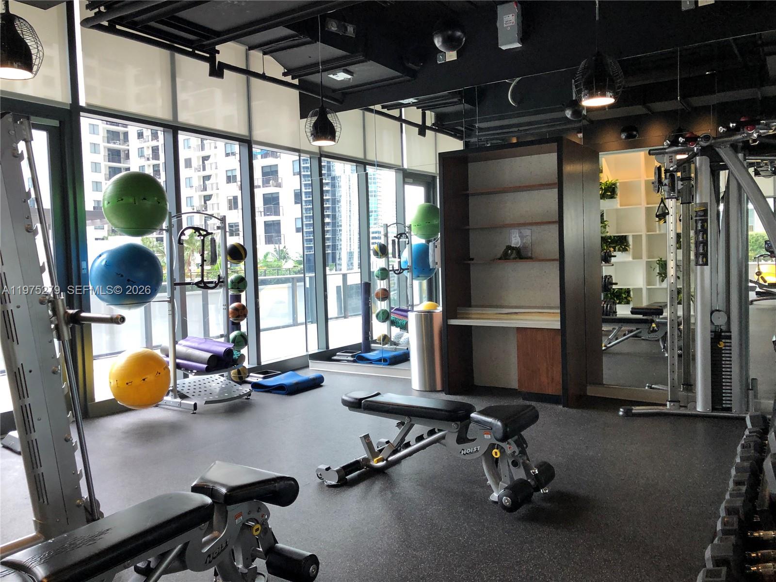 55 SW 9th St #4104, Miami FL 33130