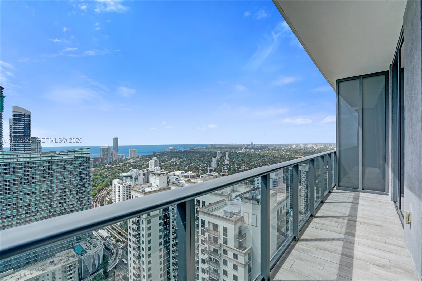 55 SW 9th St #4104, Miami FL 33130
