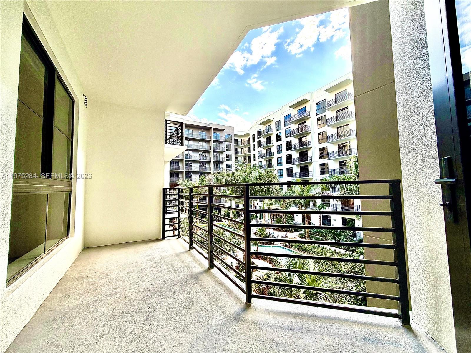 1650 NE 124th St #621, North Miami FL 33181