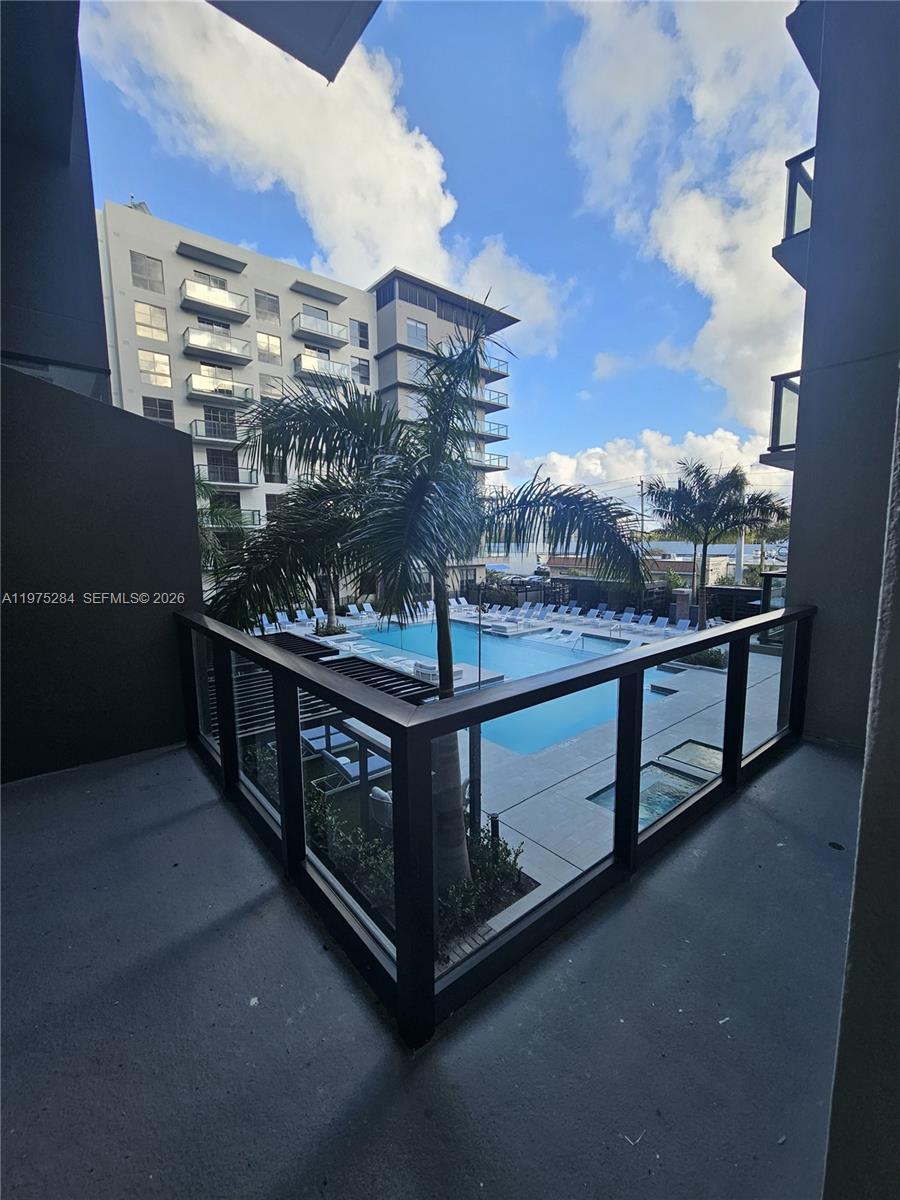 1650 NE 124th St #621, North Miami FL 33181