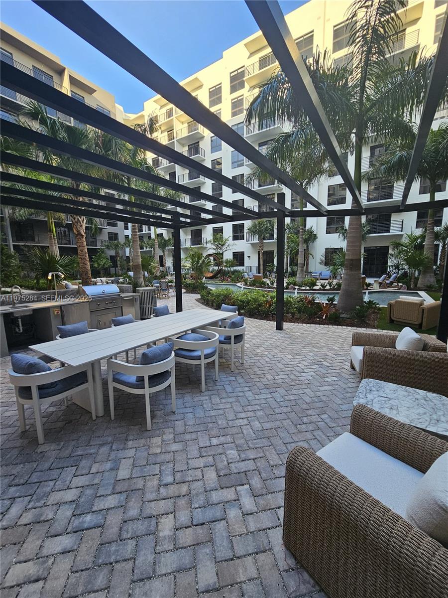 1650 NE 124th St #621, North Miami FL 33181