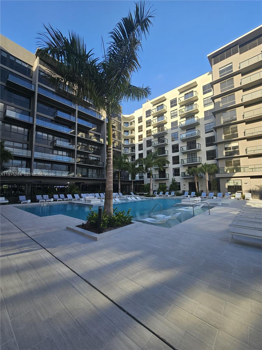 1650 NE 124th St #621, North Miami FL 33181