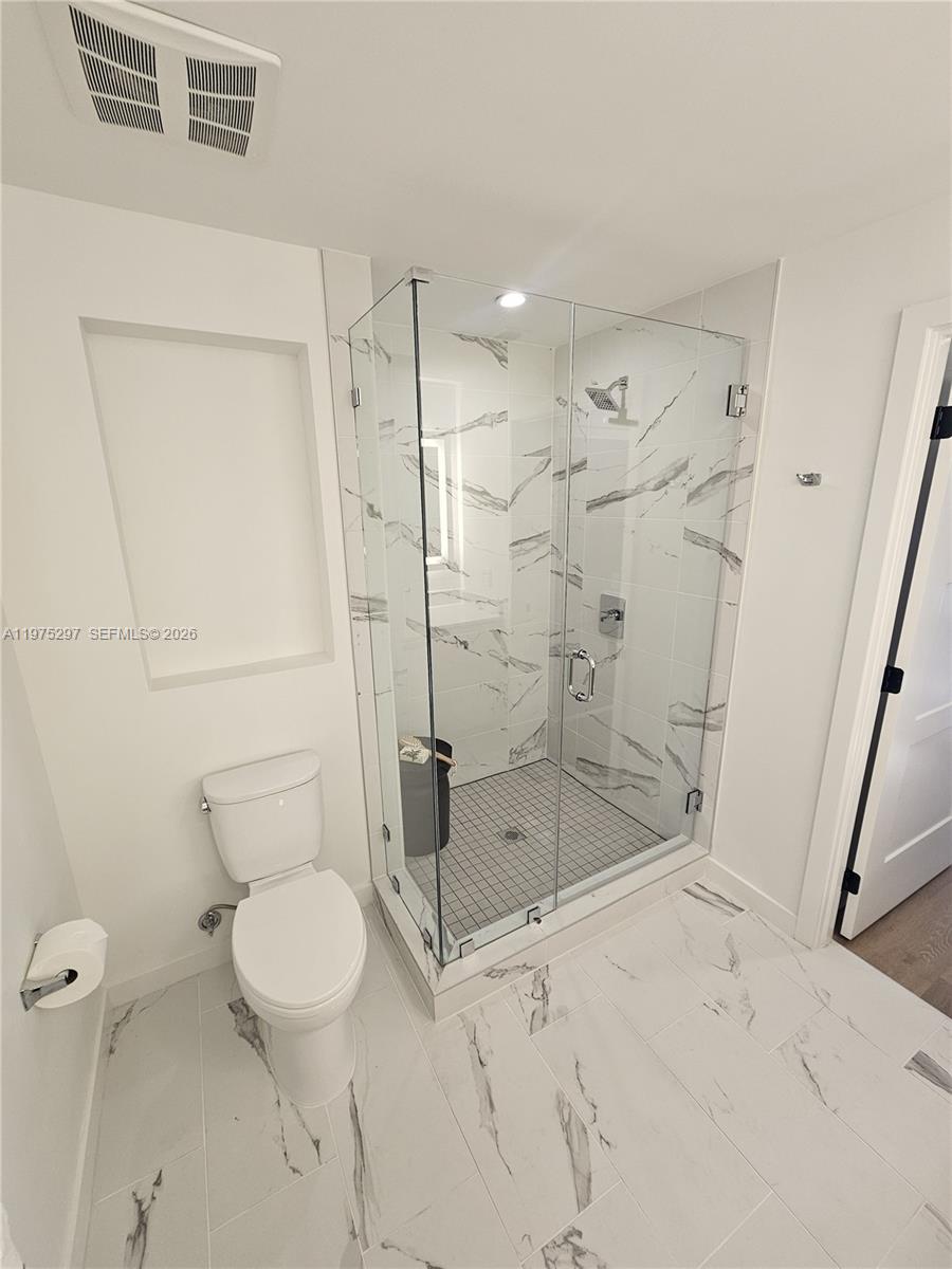 1650 NE 124th St #501, North Miami FL 33181