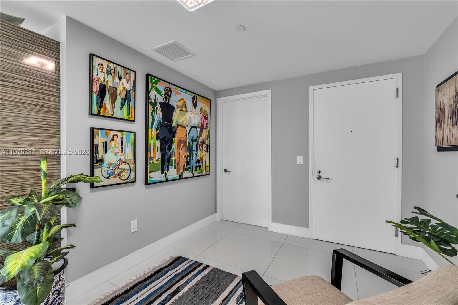 460 NE 28th St #1708, Miami FL 33137