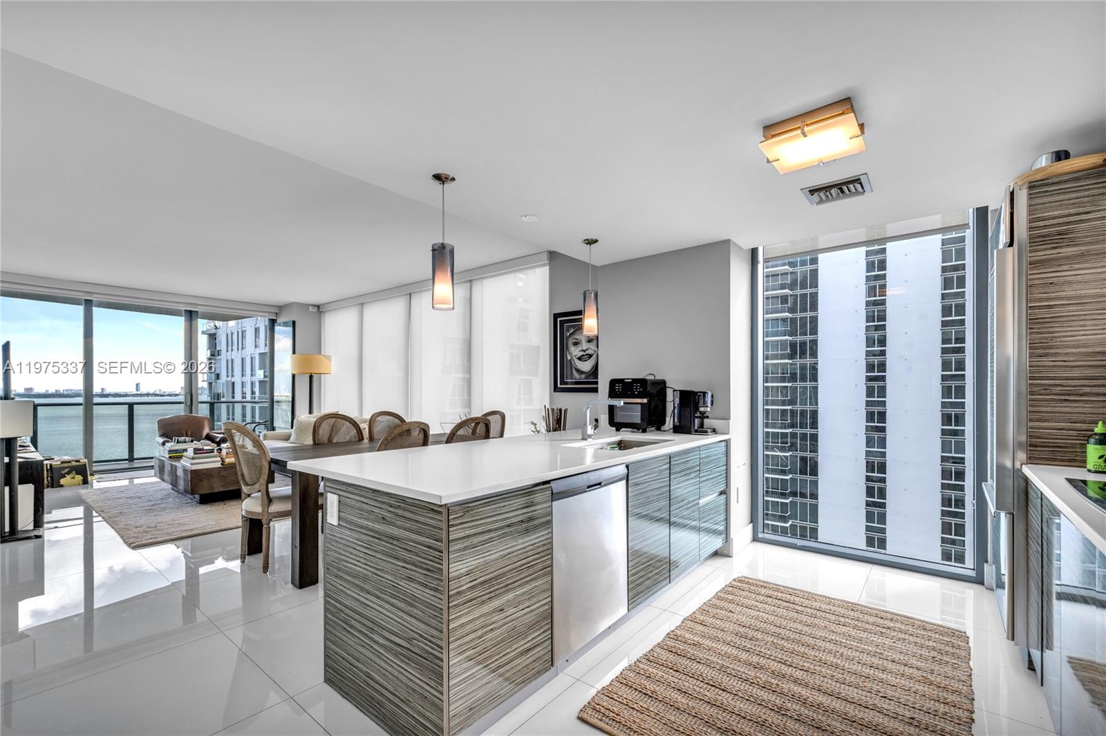 460 NE 28th St #1708, Miami FL 33137