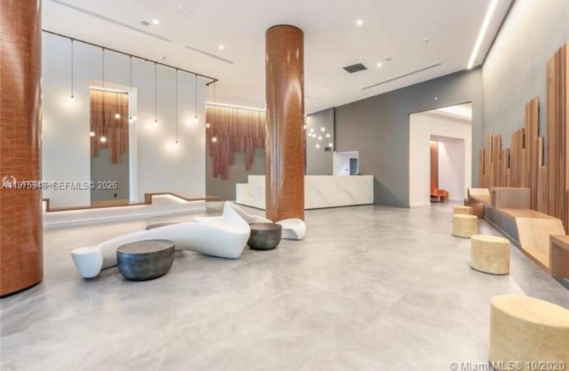 350 S Miami Ave #2110, Miami FL 33130