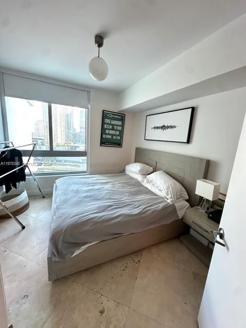 350 S Miami Ave #2110, Miami FL 33130