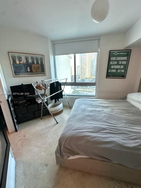 350 S Miami Ave #2110, Miami FL 33130