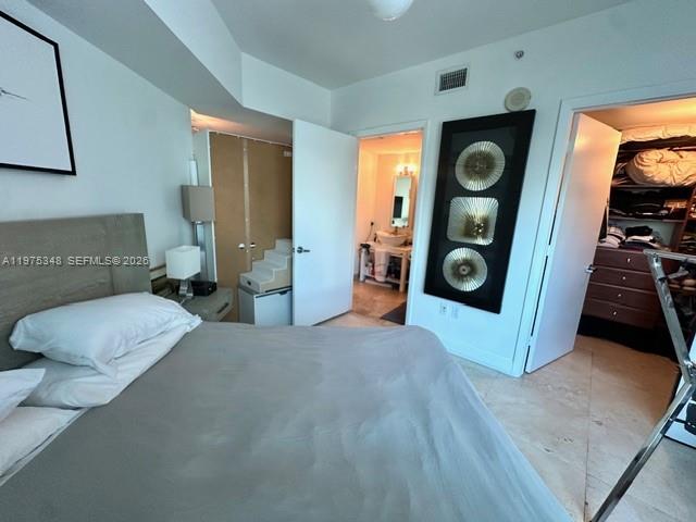 350 S Miami Ave #2110, Miami FL 33130