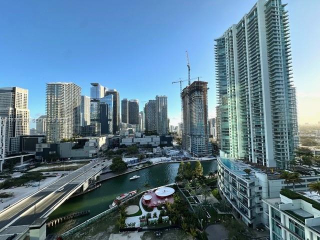 350 S Miami Ave #2110, Miami FL 33130
