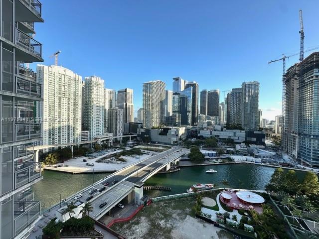 350 S Miami Ave #2110, Miami FL 33130
