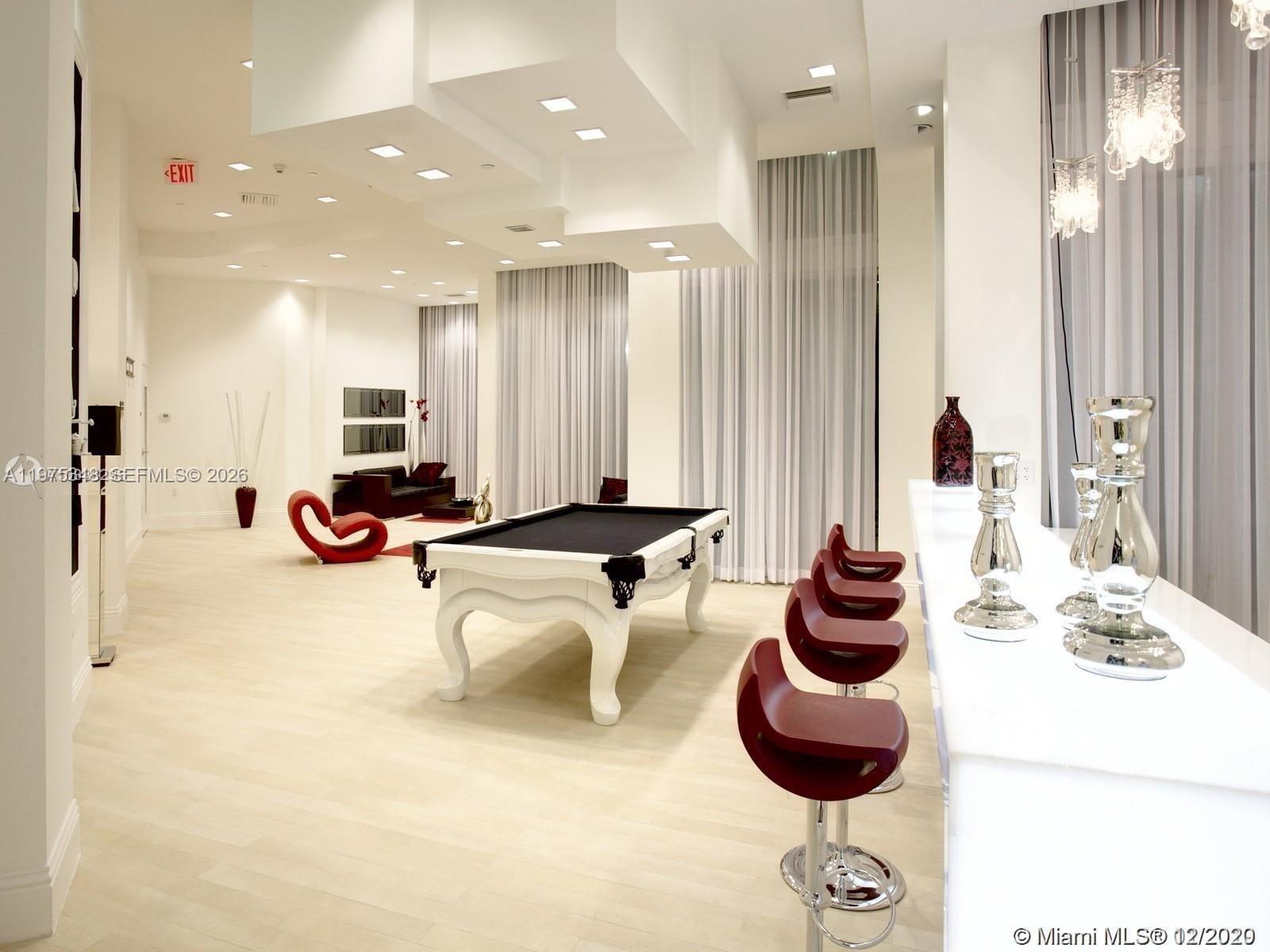 350 S Miami Ave #2110, Miami FL 33130