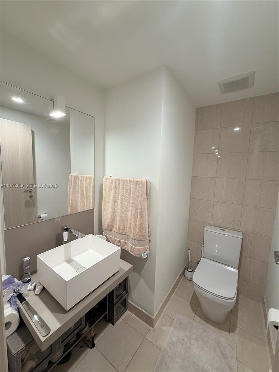 1000 Brickell Plz #2606, Miami FL 33131