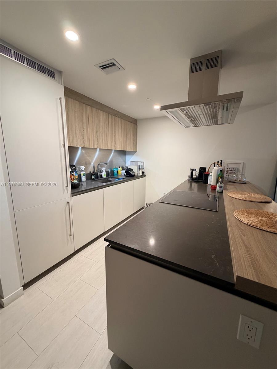 1000 Brickell Plz #2606, Miami FL 33131