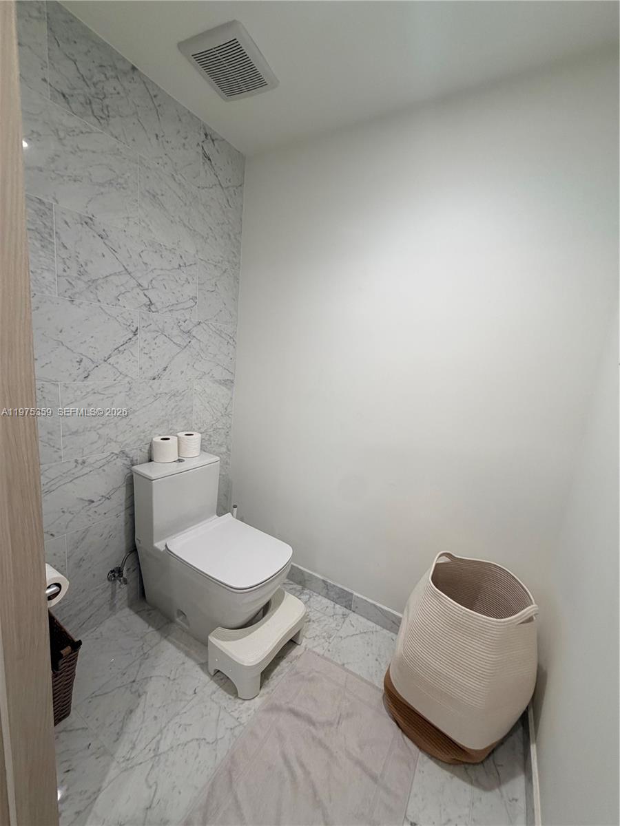 1000 Brickell Plz #2606, Miami FL 33131