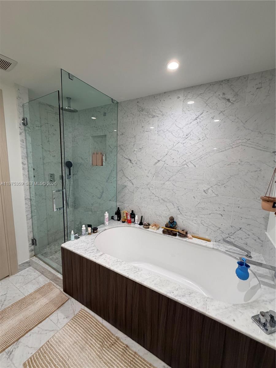 1000 Brickell Plz #2606, Miami FL 33131