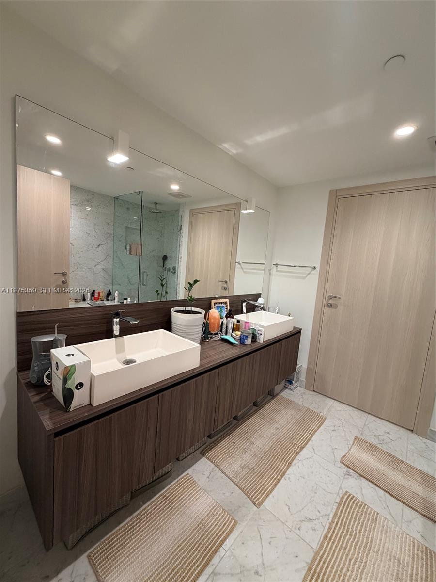 1000 Brickell Plz #2606, Miami FL 33131