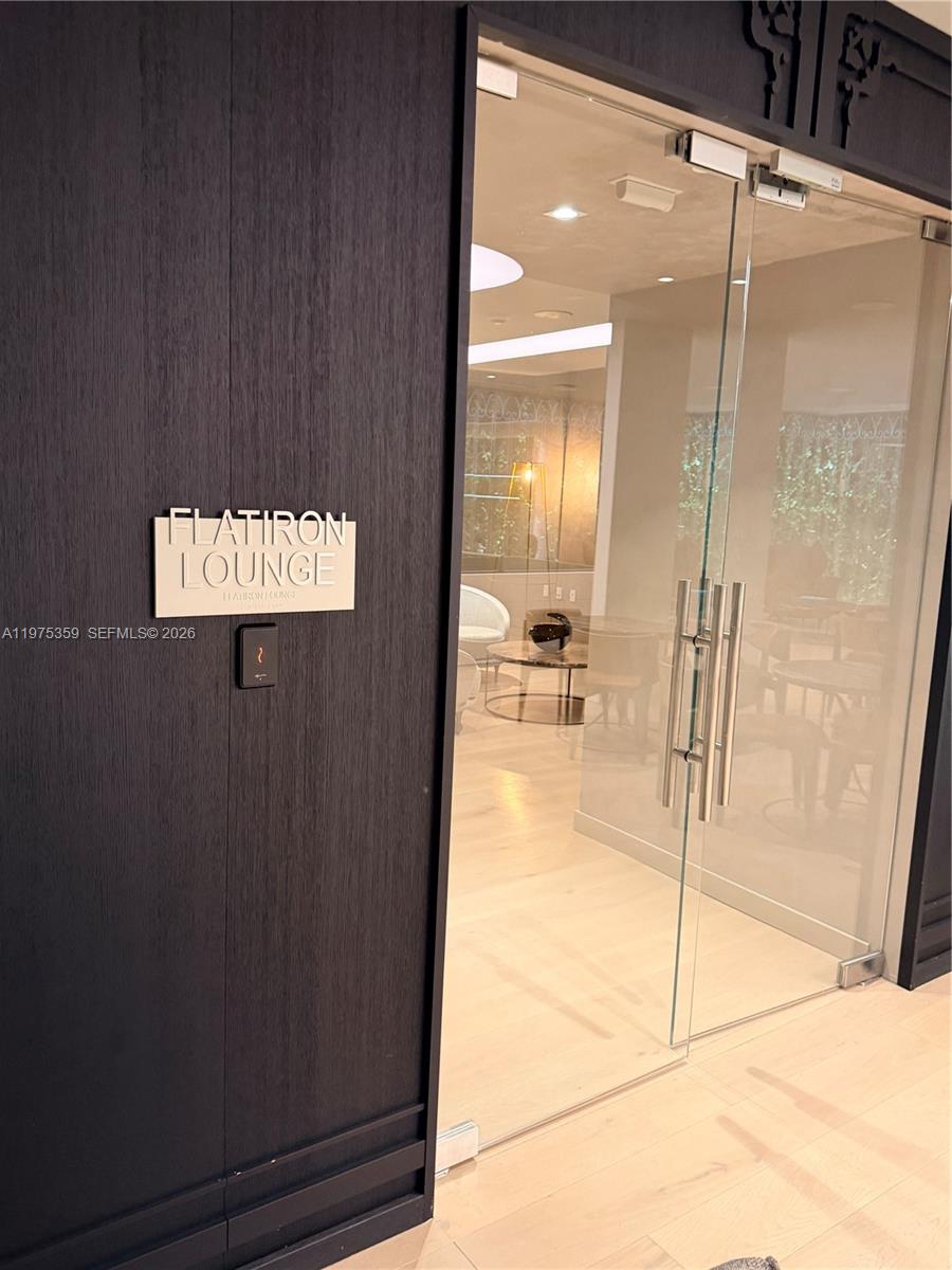 1000 Brickell Plz #2606, Miami FL 33131