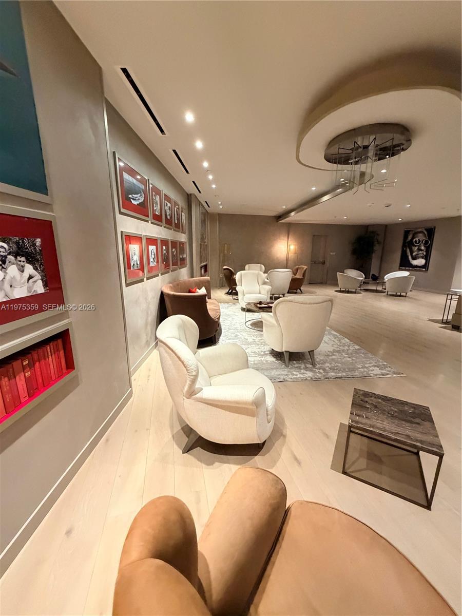 1000 Brickell Plz #2606, Miami FL 33131