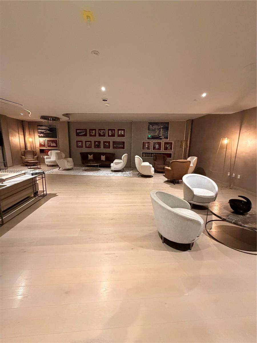 1000 Brickell Plz #2606, Miami FL 33131