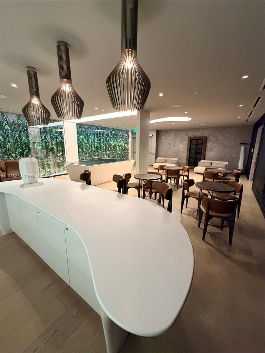 1000 Brickell Plz #2606, Miami FL 33131
