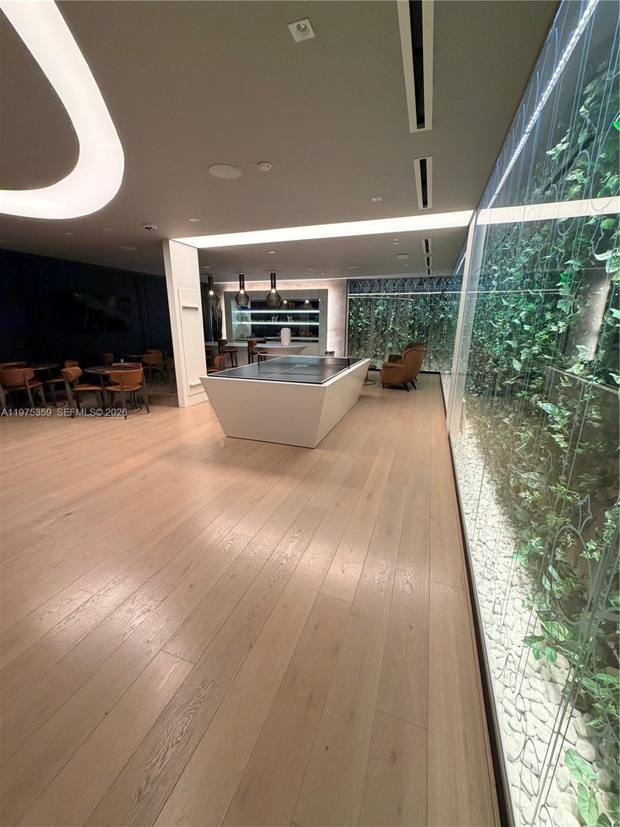 1000 Brickell Plz #2606, Miami FL 33131