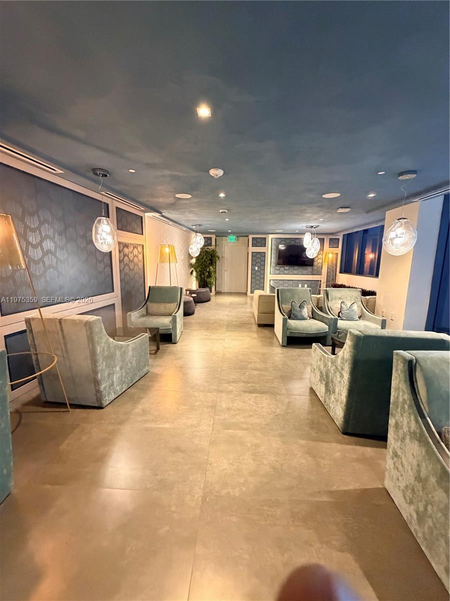 1000 Brickell Plz #2606, Miami FL 33131