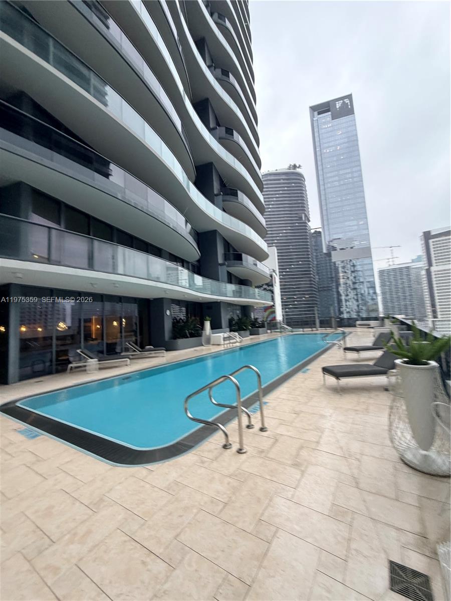 1000 Brickell Plz #2606, Miami FL 33131