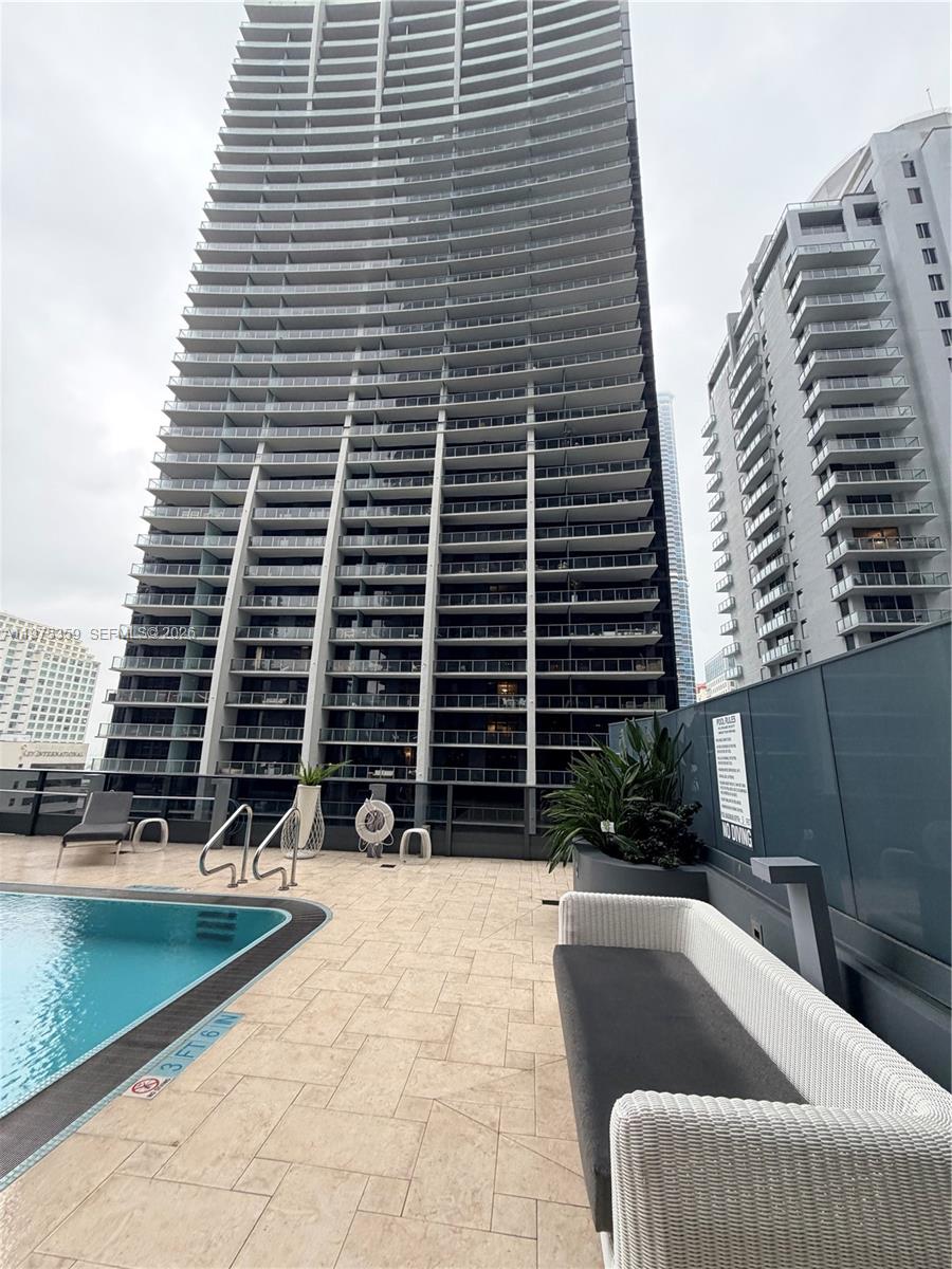 1000 Brickell Plz #2606, Miami FL 33131