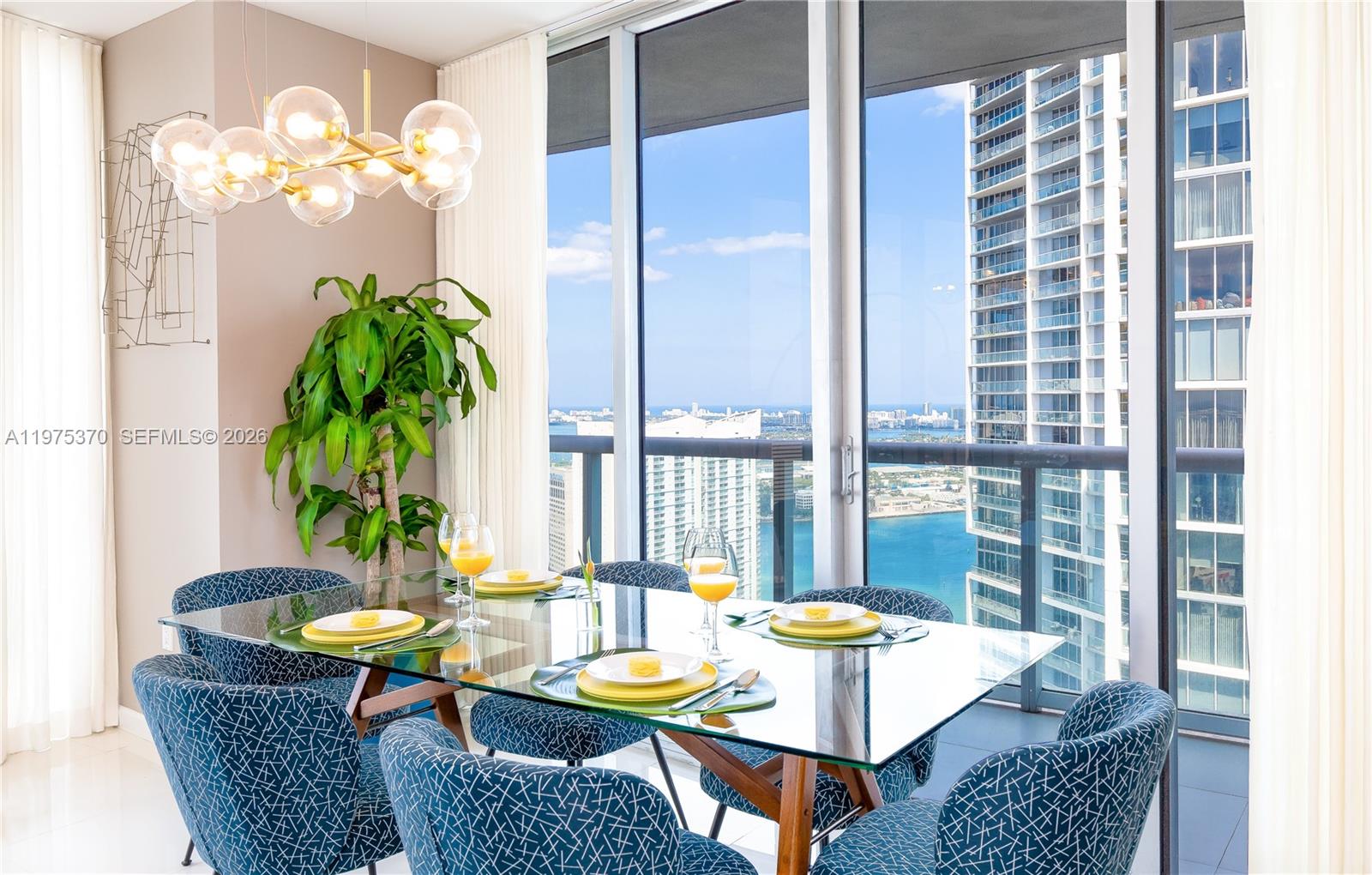 485 Brickell Ave #4702, Miami FL 33131