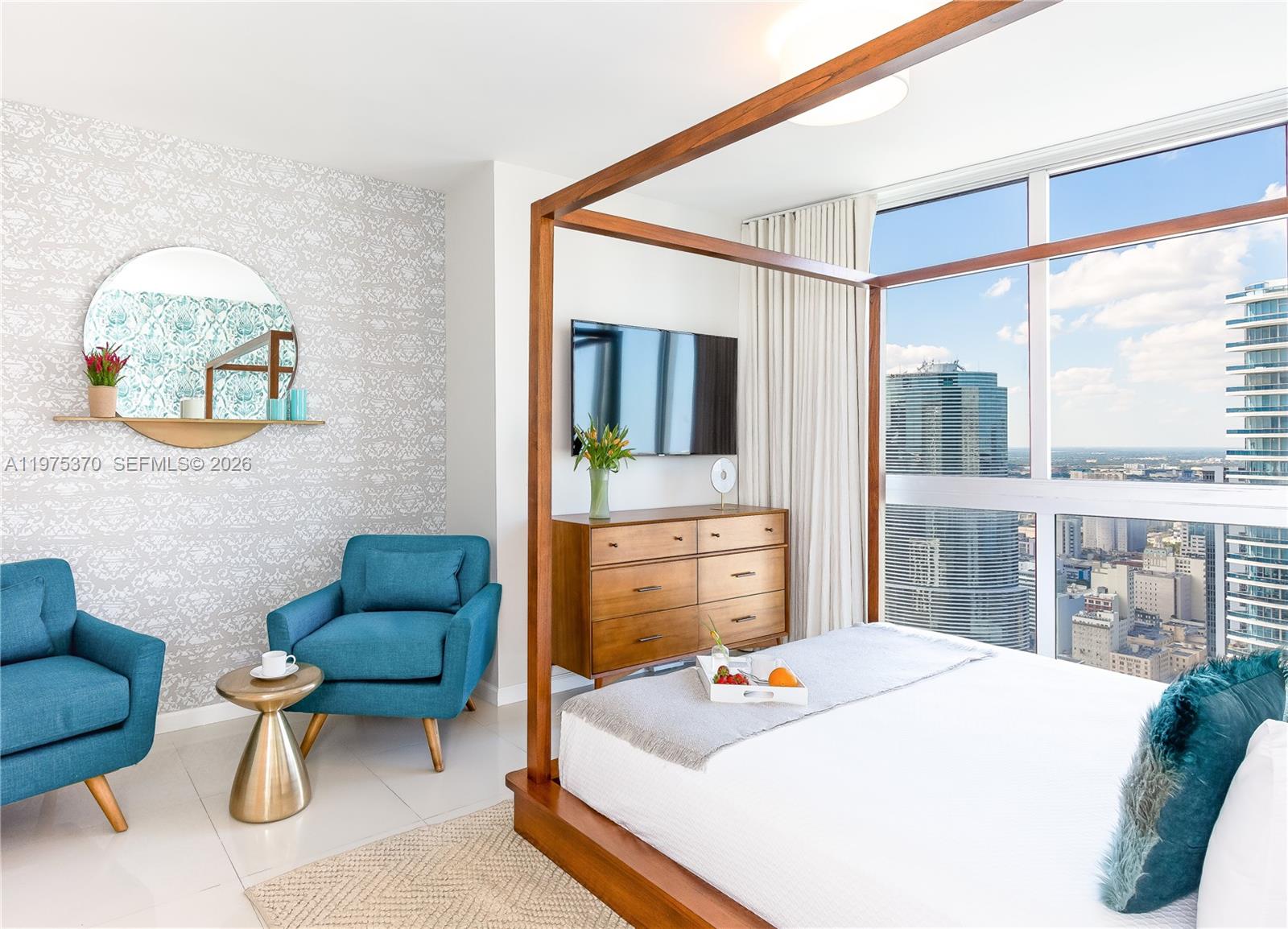 485 Brickell Ave #4702, Miami FL 33131