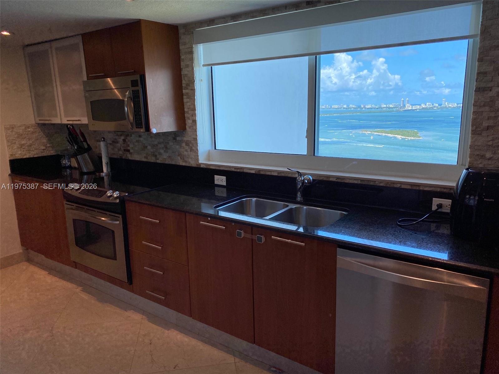 1800 N Bayshore Dr #2901, Miami FL 33132