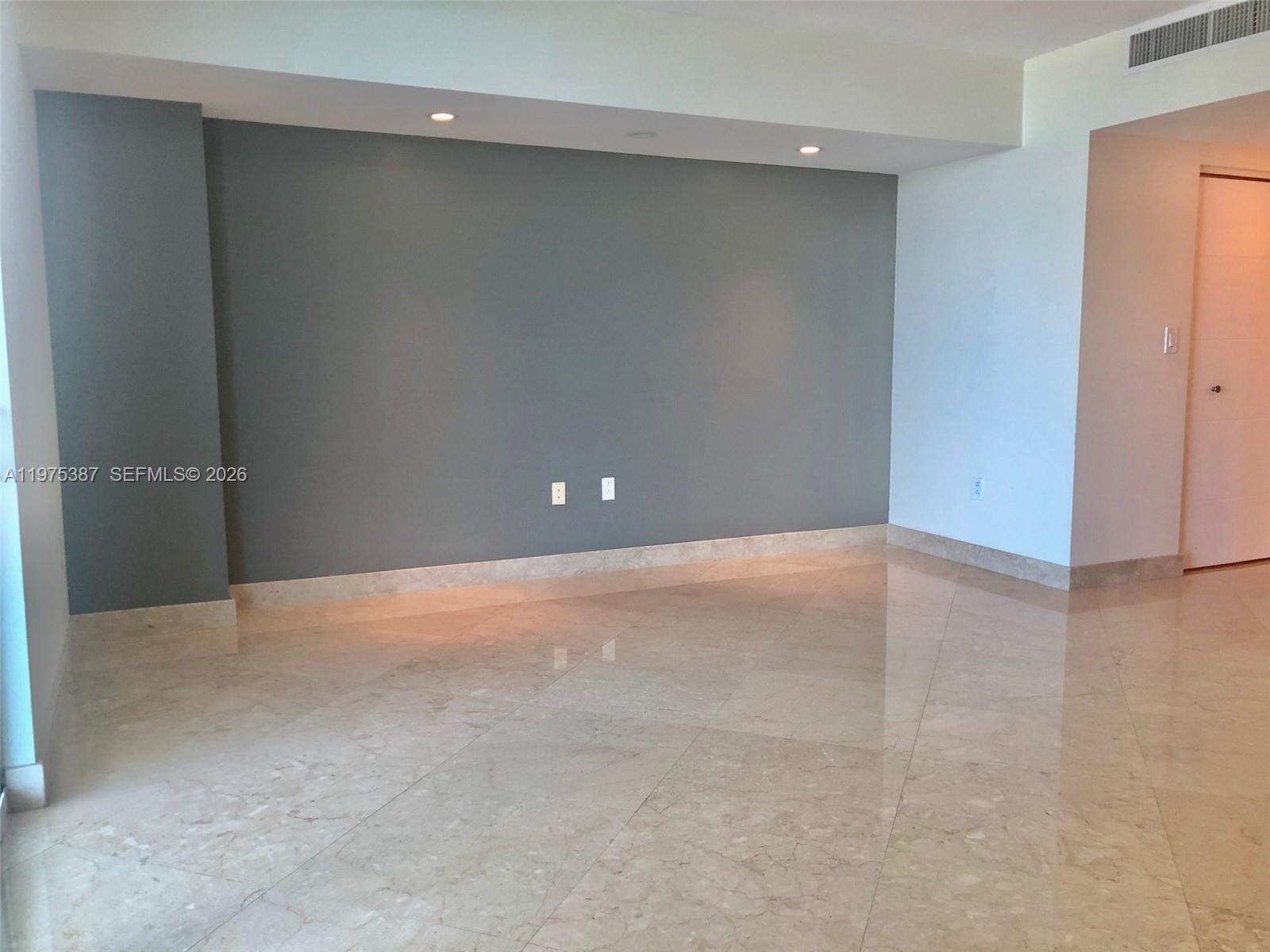 1800 N Bayshore Dr #2901, Miami FL 33132