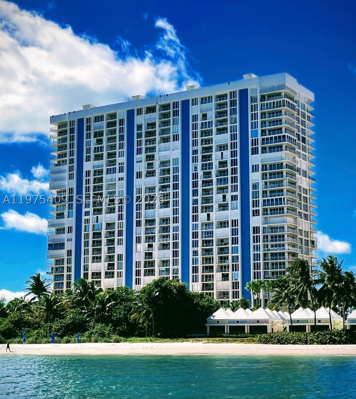 881 Ocean Dr #TH7, Key Biscayne FL 33149
