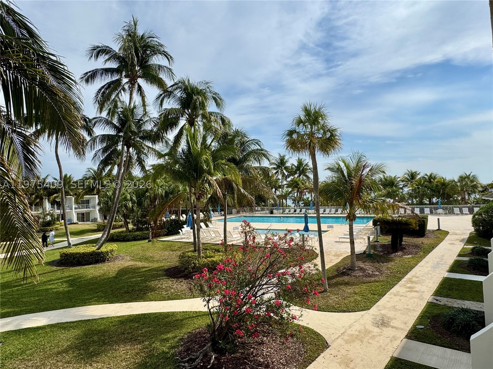 881 Ocean Dr #TH7, Key Biscayne FL 33149