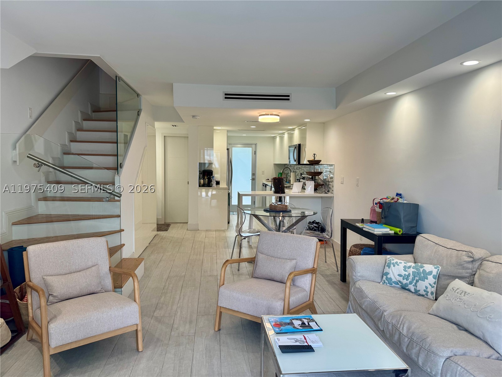 881 Ocean Dr #TH7, Key Biscayne FL 33149