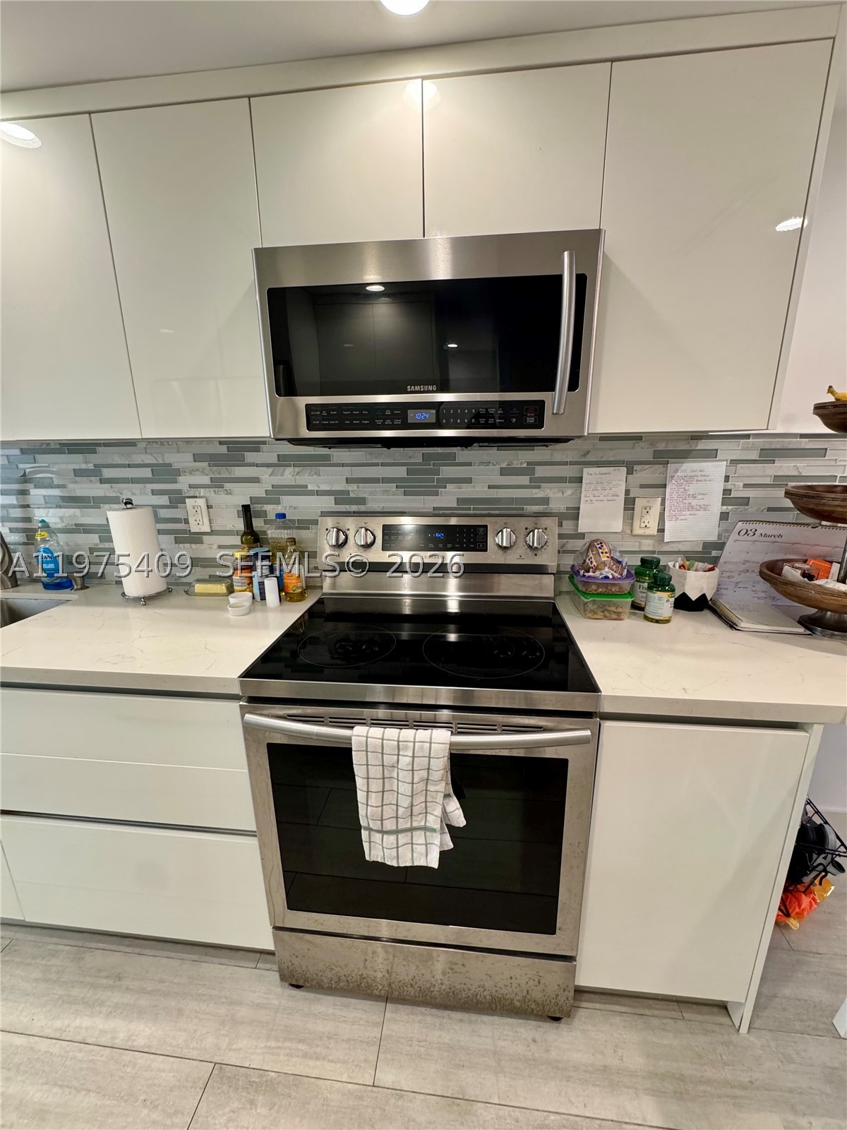 881 Ocean Dr #TH7, Key Biscayne FL 33149