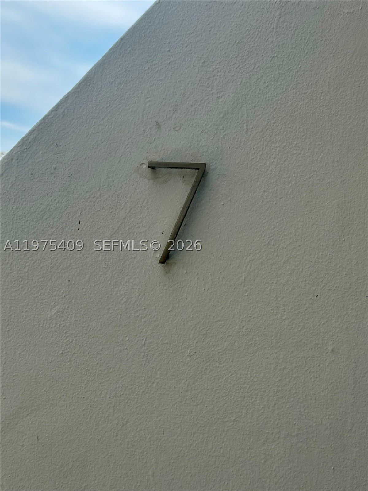 881 Ocean Dr #TH7, Key Biscayne FL 33149