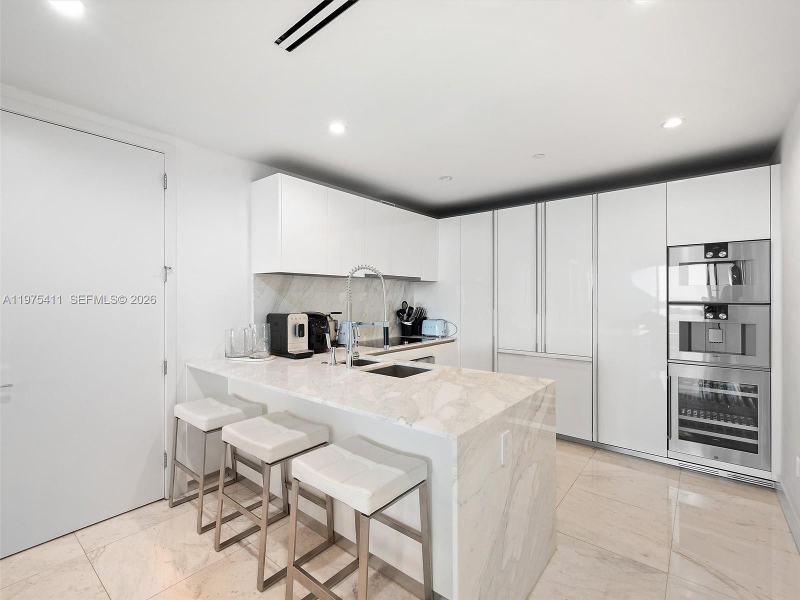 10203 Collins Ave #1105, Bal Harbour FL 33154
