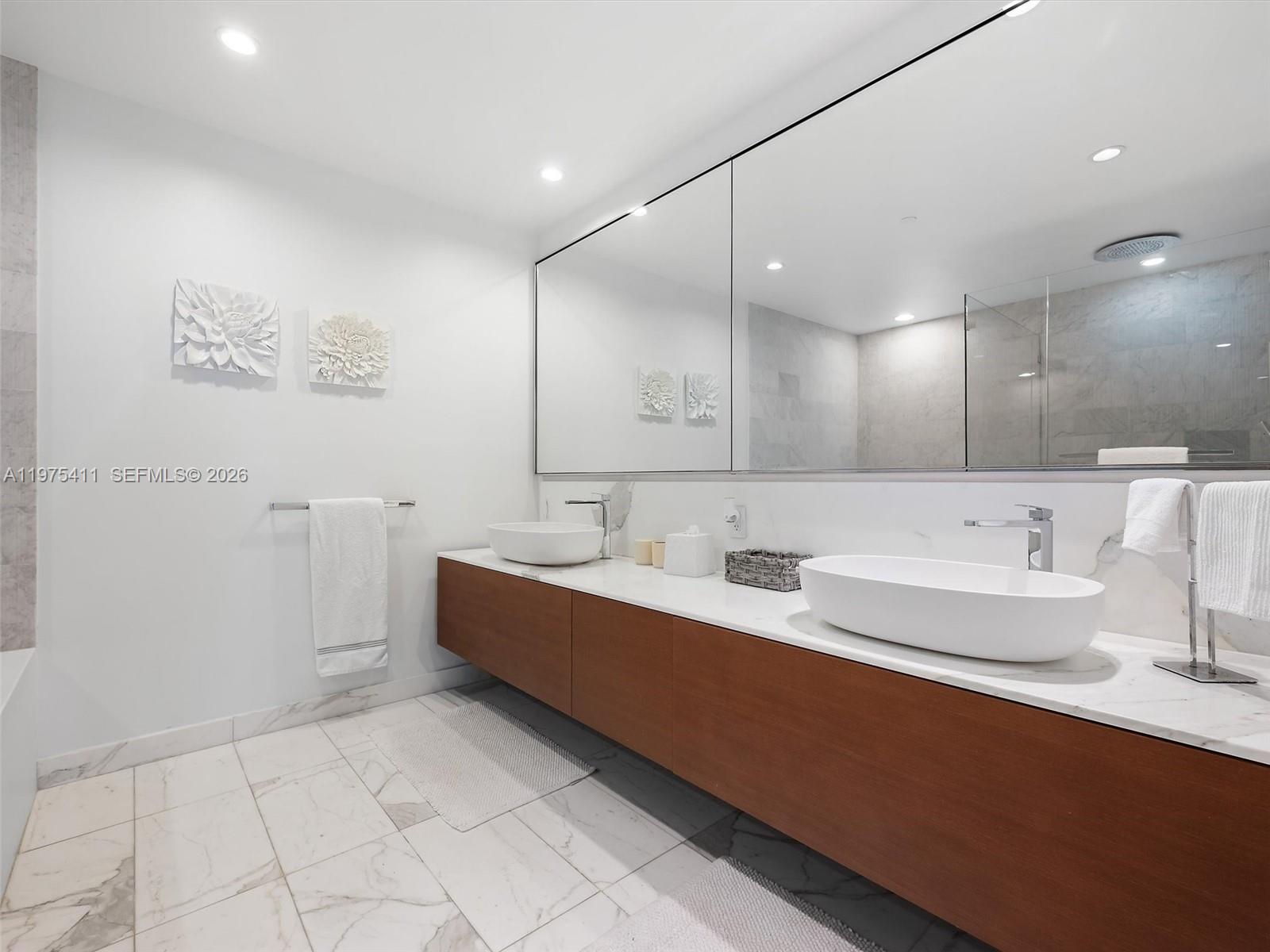 10203 Collins Ave #1105, Bal Harbour FL 33154