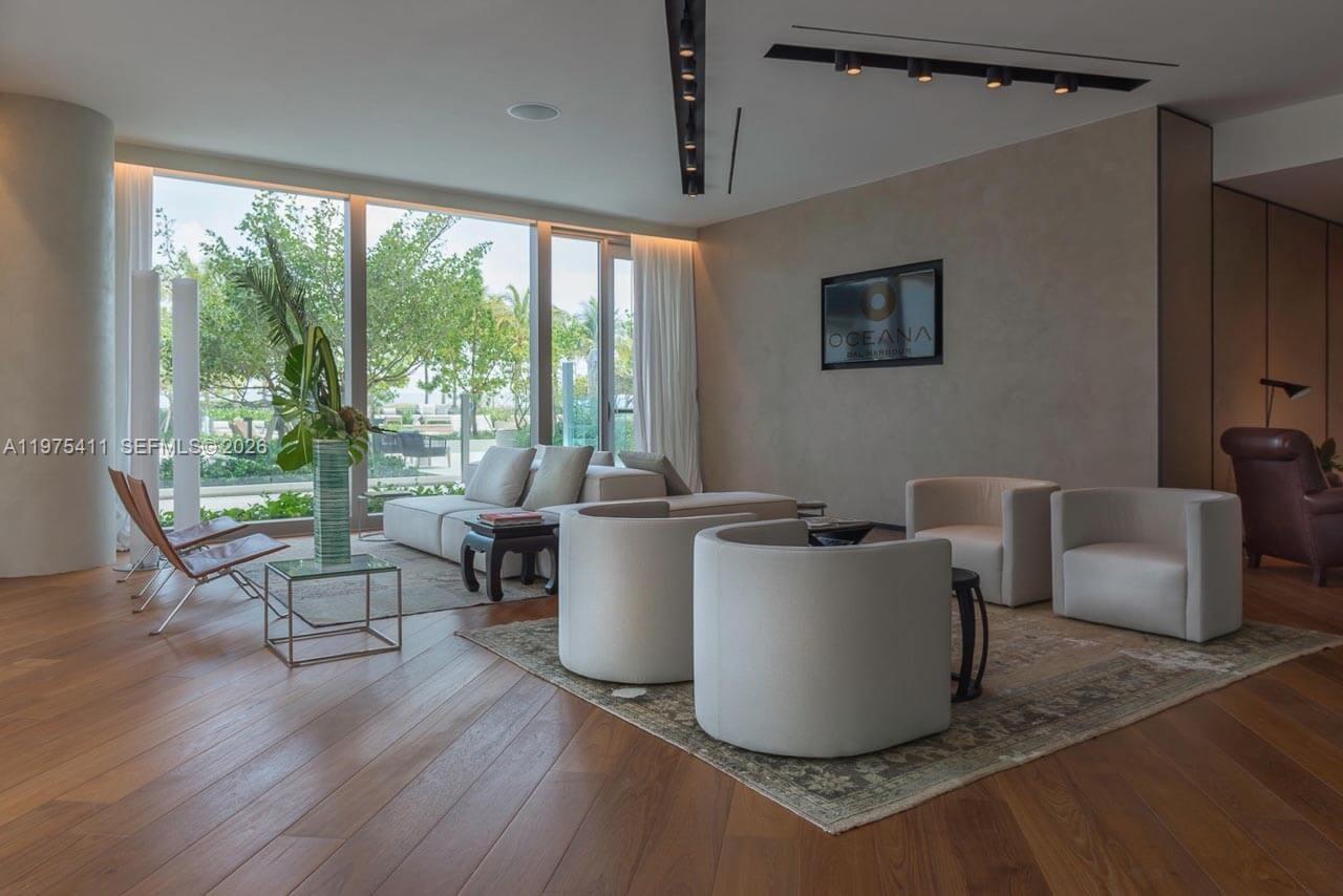 10203 Collins Ave #1105, Bal Harbour FL 33154