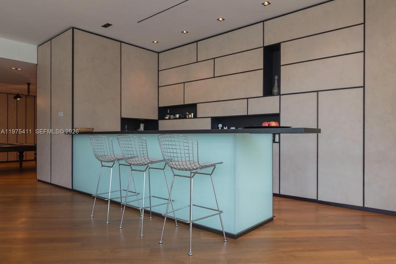 10203 Collins Ave #1105, Bal Harbour FL 33154