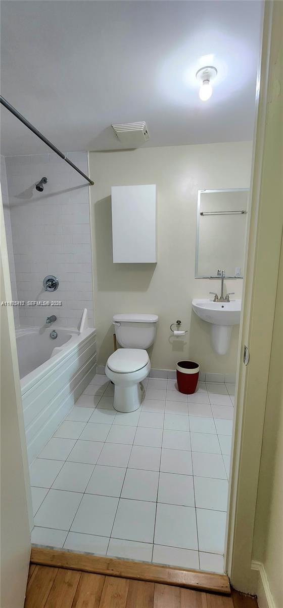 690 SW 1st Ct #1121, Miami FL 33130