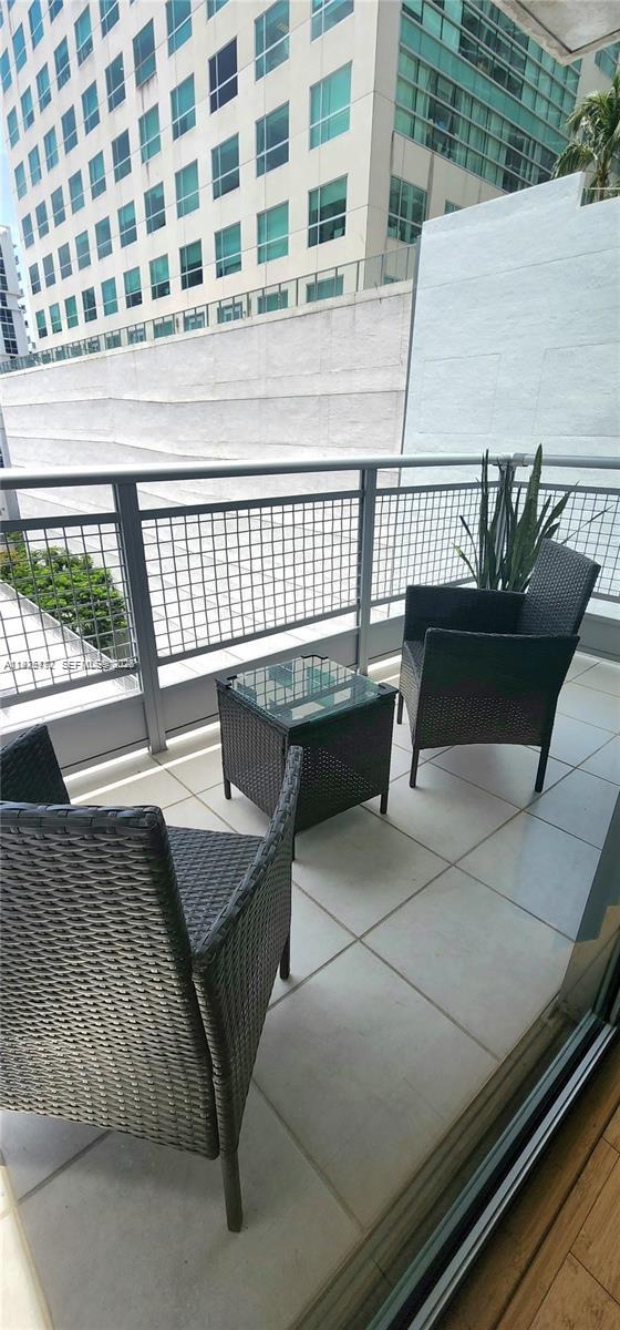 690 SW 1st Ct #1121, Miami FL 33130